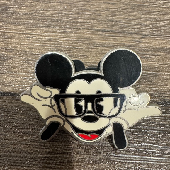 Disney Character Enamel Pin Set - Multicolor - Picture 6 of 11